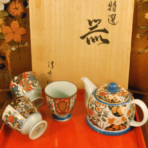 Arita Ware Imari-Style Tea Set (5 Cups)